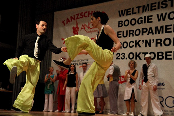 WM2010_033